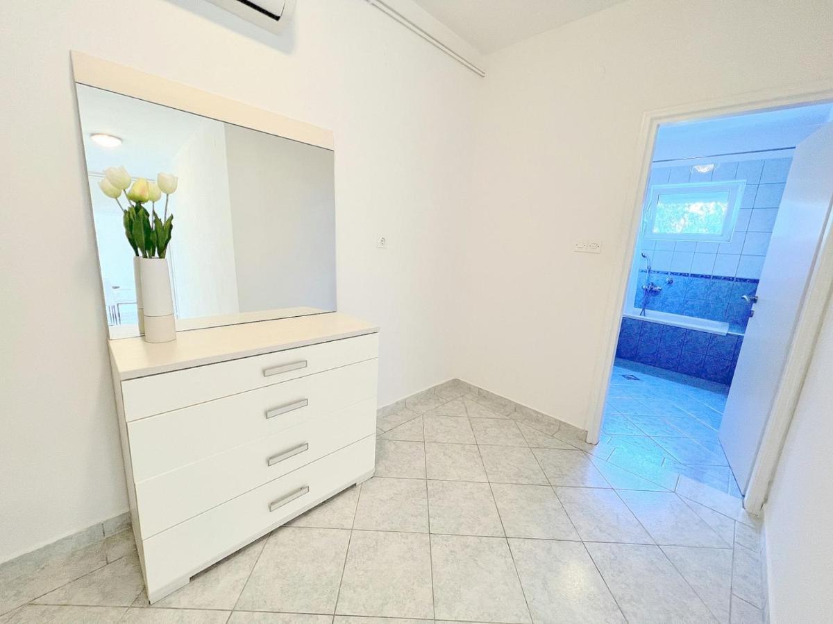 Palit Hills Superior Apartments Extérieur photo