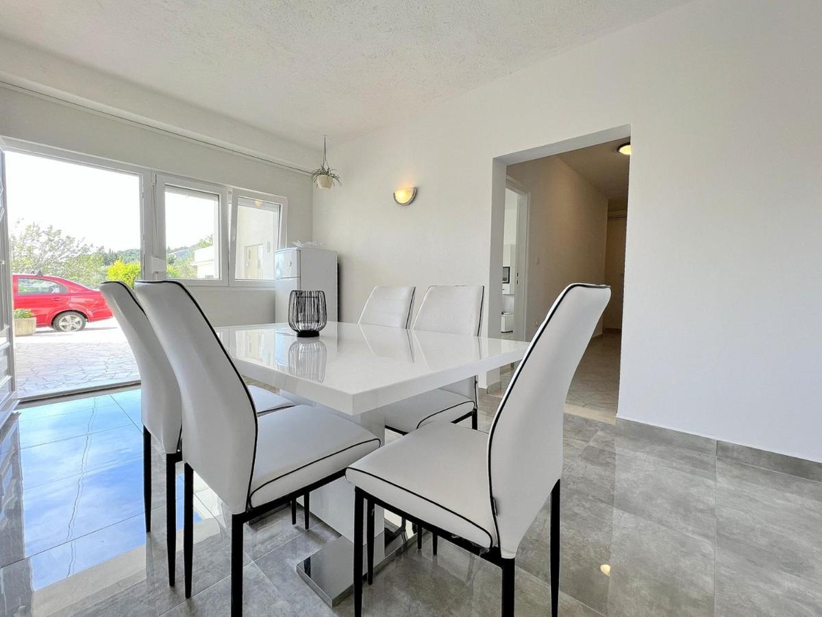 Palit Hills Superior Apartments Extérieur photo